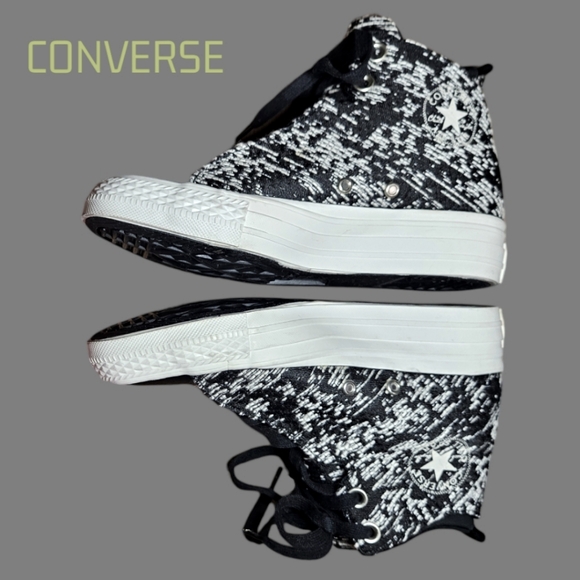 Converse Chuck Taylor All Star Winter Knit Selene Mid Zip Sneaker - Picture 4 of 10